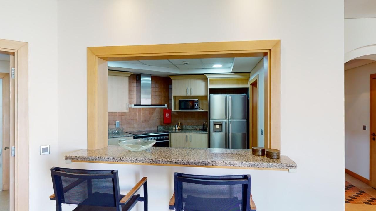 Al Dabas Beach Views, 3BD Sleeps 6, Beachfront at Al Dabas, Dubai - property photo 4