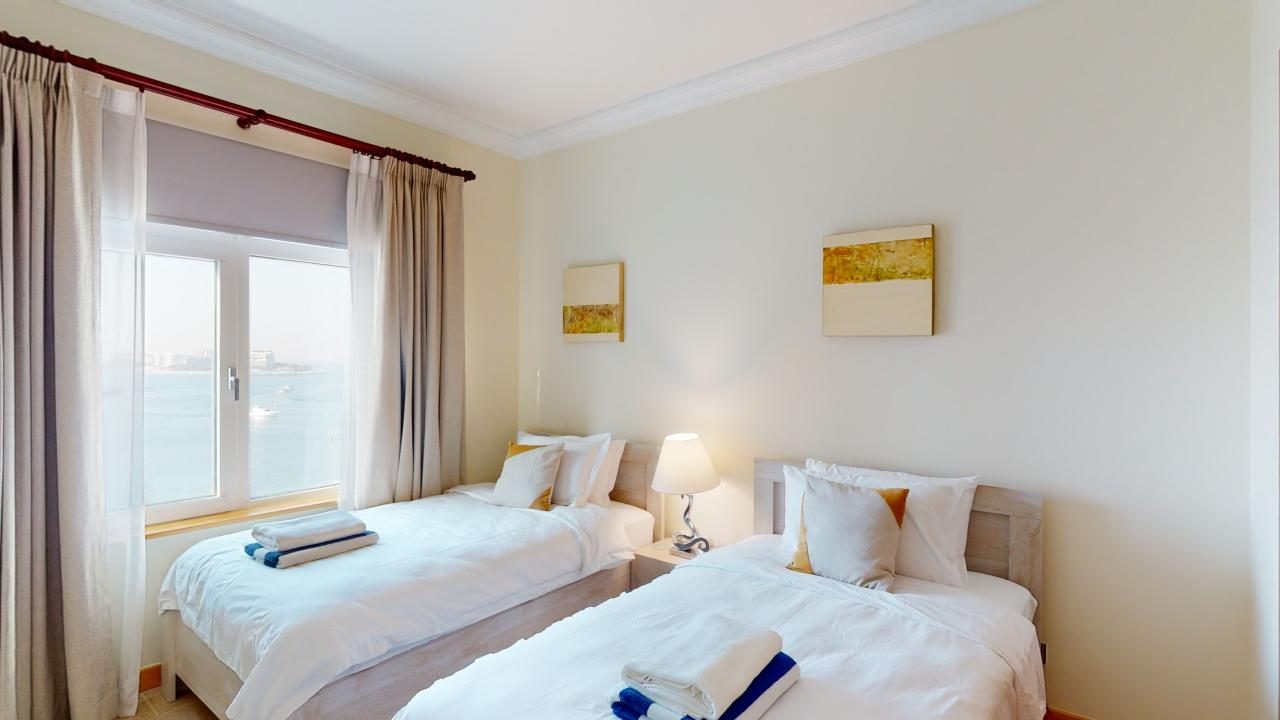 Al Dabas Beach Views, 3BD Sleeps 6, Beachfront at Al Dabas, Dubai - property photo 7