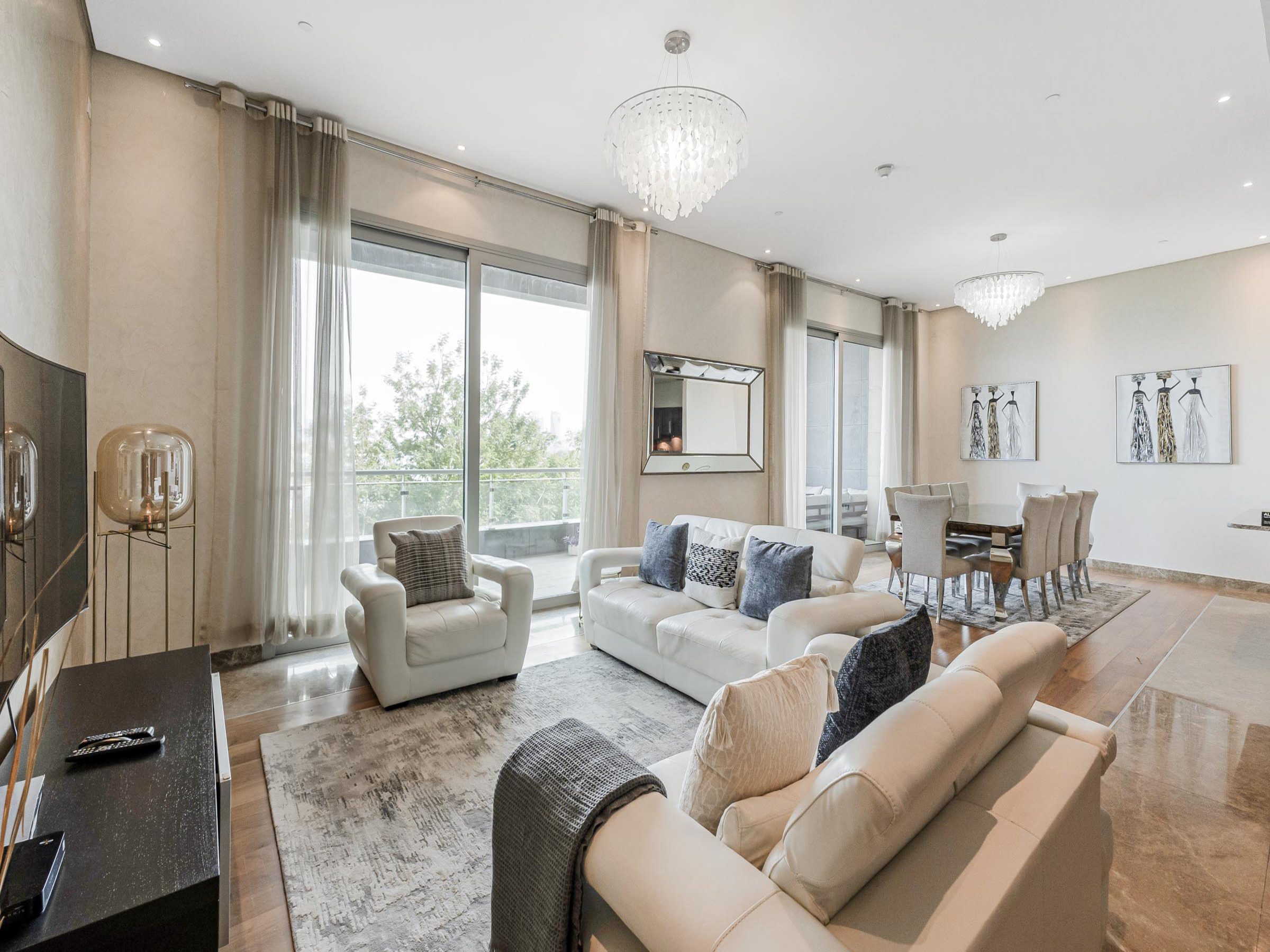 Dream Palm Residence | 3BR Luxury Apartment on Palm Jumeirah at Dream Palm Residence, Dubai - property photo 2